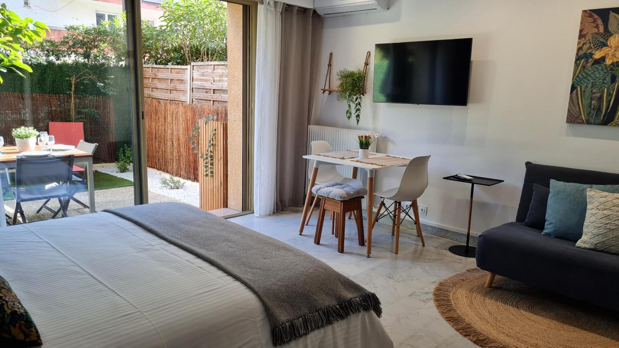 Studio Sun-Beach Avec Parking Et Jardin - 500M Des Plages De Juan Les Pins Antibes Luaran gambar
